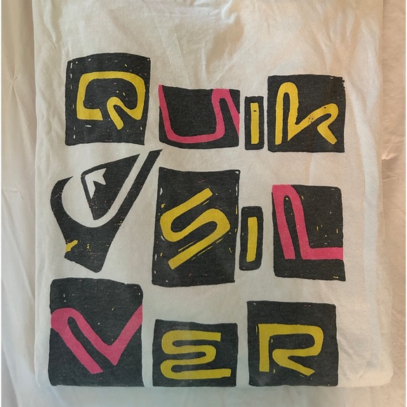 Quiksilver tshirt - Picture 3 of 4